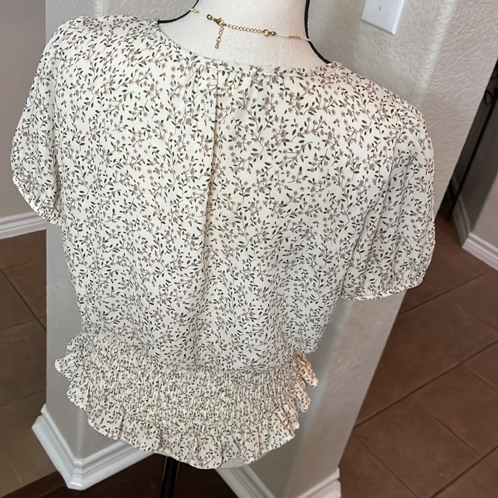 Sienna Sky pink & green floral top Size M - Picture 10 of 17
